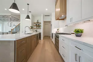 902 E 25th St, Houston, TX 77009 - Photo 17