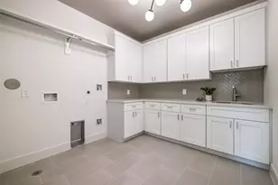 902 E 25th St, Houston, TX 77009 - Photo 33