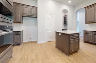 225 Sycamore, Lumberton, TX 77657 - Photo 5