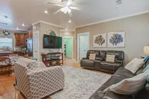 935 W Westview, Crystal Beach, TX 77650 - Photo 21