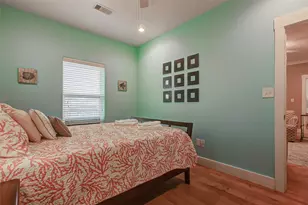 935 W Westview, Crystal Beach, TX 77650 - Photo 31