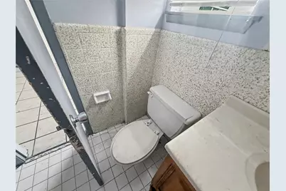 2106 Avenue L, Galveston, TX 77550 - Photo 17