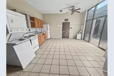 2106 Avenue L, Galveston, TX 77550 - Photo 13