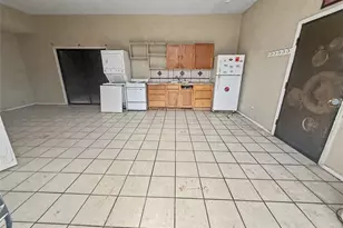 2106 Avenue L, Galveston, TX 77550 - Photo 11