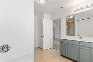 11017 Panther Ct, Houston, TX 77099 - Photo 27