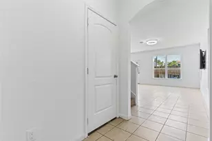 11017 Panther Ct, Houston, TX 77099 - Photo 5