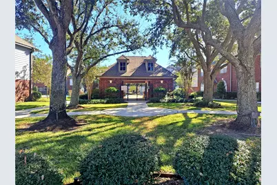 1365 El Camino Village Drive, Houston, TX 77058 - Photo 25