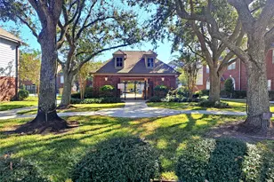 1365 El Camino Village Dr, Houston, TX 77058 - Photo 25