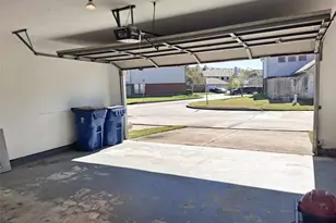 1365 El Camino Village Dr, Houston, TX 77058 - Photo 23