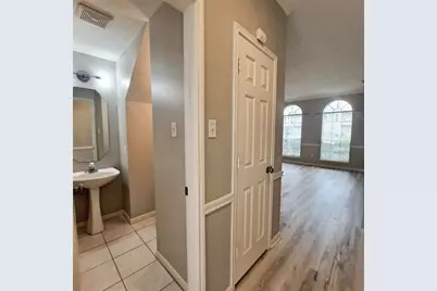 1365 El Camino Village Drive, Houston, TX 77058 - Photo 5