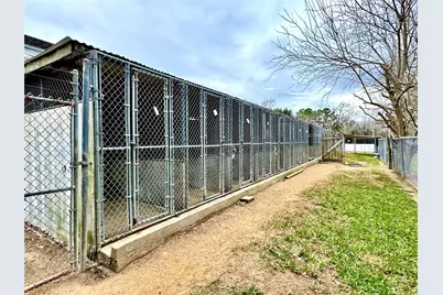 310 Ellen Avenue, League City, TX 77573 - Photo 5