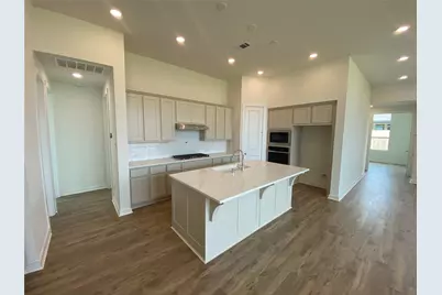 12226 Hyland Lane, Mont Belvieu, TX 77523 - Photo 5