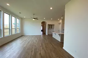 12226 Hyland Ln, Mont Belvieu, TX 77523 - Photo 3