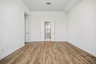 12226 Hyland Ln, Mont Belvieu, TX 77523 - Photo 5