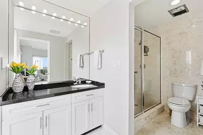 2001 Holcombe Boulevard #1106, Houston, TX 77030 - Photo 11