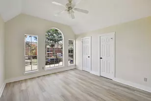 7911 Millbrook Dr, Houston, TX 77095 - Photo 29