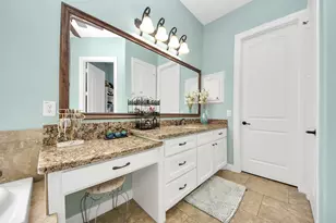 11726 W Grand Pond Dr, Montgomery, TX 77356 - Photo 29