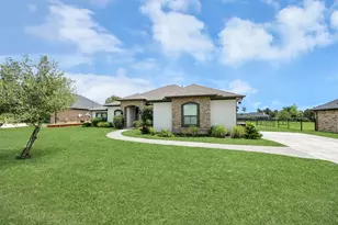 11726 W Grand Pond Dr, Montgomery, TX 77356 - Photo 5
