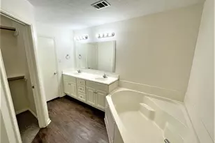 16334 Many Trees Ln, Conroe, TX 77302 - Photo 11