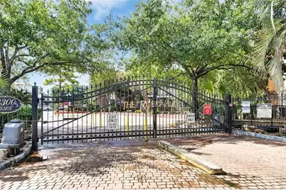 2300 Old Spanish #1127, Houston, TX 77054 - Photo 3