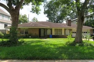 3807 Linkwood Dr, Houston, TX 77025 - Photo 13