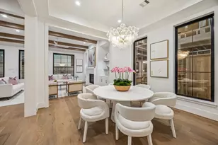 1204 W Drew St, Houston, TX 77006 - Photo 9