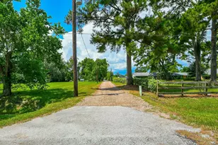 22035 Buescher Rd, Tomball, TX 77377 - Photo 3
