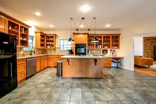 22035 Buescher Rd, Tomball, TX 77377 - Photo 13