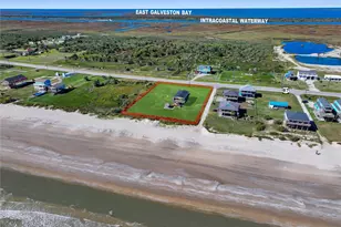 981 Dolly St, Gilchrist, TX 77617 - Photo 1