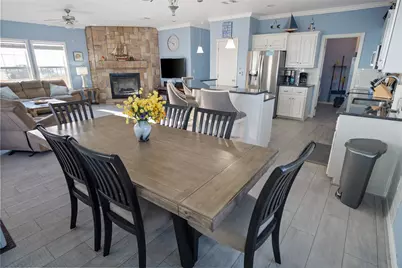 981 Dolly Street, Gilchrist, TX 77617 - Photo 17