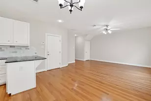 3718 Main Aspen Dr, Houston, TX 77025 - Photo 13