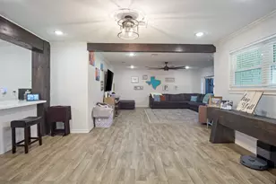 138 N Lake Dr, Winnie, TX 77665 - Photo 21