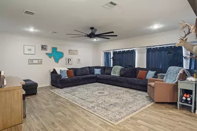 138 N Lake Drive, Winnie, TX 77665 - Photo 23