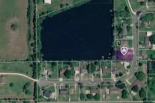 138 N Lake Dr, Winnie, TX 77665 - Photo 41