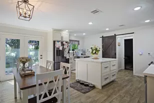 138 N Lake Dr, Winnie, TX 77665 - Photo 3