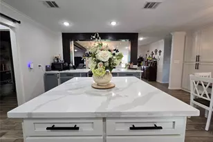 138 N Lake Dr, Winnie, TX 77665 - Photo 15