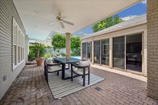 2416 Addison Rd, Houston, TX 77030 - Photo 29