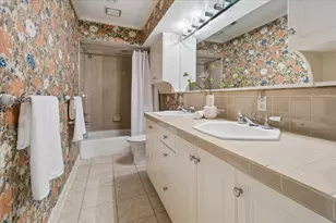 2416 Addison Rd, Houston, TX 77030 - Photo 25