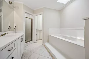 2416 Addison Rd, Houston, TX 77030 - Photo 21