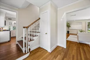 2416 Addison Rd, Houston, TX 77030 - Photo 3