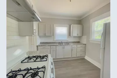 2710 Brewster Street, Houston, TX 77026 - Photo 7