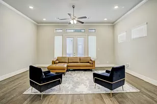 5802 E Post Oak Ln, Houston, TX 77055 - Photo 5