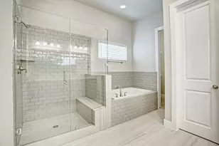 5802 E Post Oak Ln, Houston, TX 77055 - Photo 7