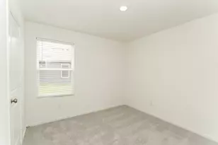 10829 Bird Of Paradise Ln, Houston, TX 77016 - Photo 13