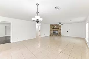 13185 Crest Dr, Willis, TX 77318 - Photo 9