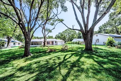 13185 Crest Drive, Willis, TX 77318 - Photo 7