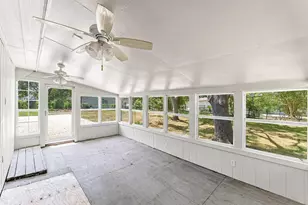 13185 Crest Dr, Willis, TX 77318 - Photo 41