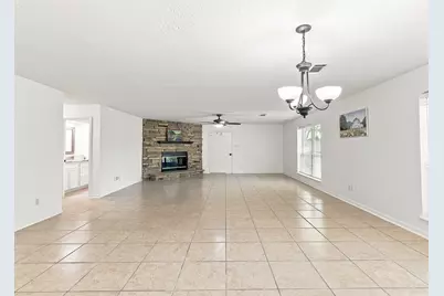 13185 Crest Drive, Willis, TX 77318 - Photo 15
