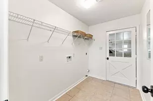 13185 Crest Dr, Willis, TX 77318 - Photo 33