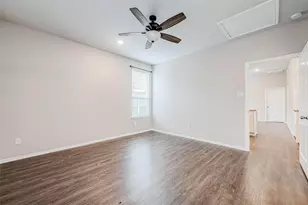 10954 Amblewood St, Willis, TX 77318 - Photo 9